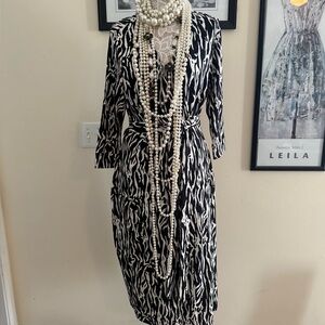 New Diane von Furstenberg Zebra print Black White Wrap Midi Dress Uk18 runs  XL